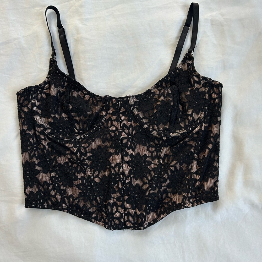 White Fox size medium lace front bustier